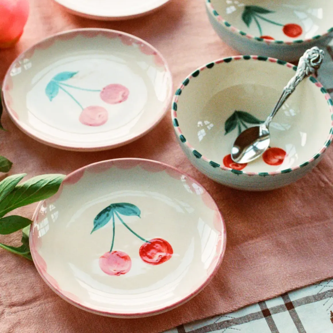 Assiette Cerise en céramique