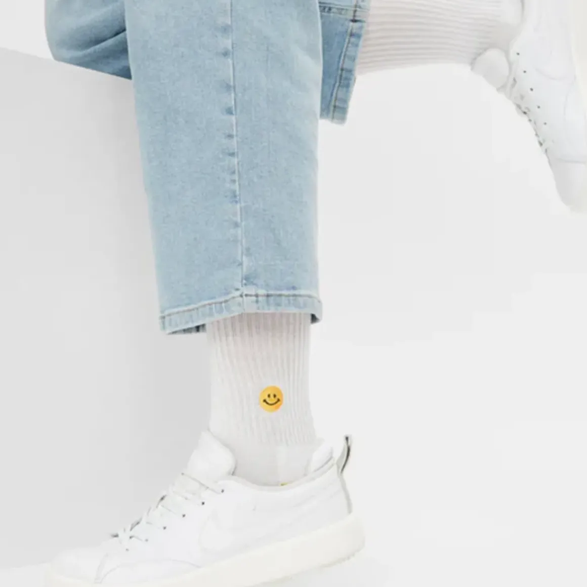 Chaussettes brodées Smiley