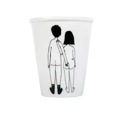 Gobelet couple nu de dos en porcelaine