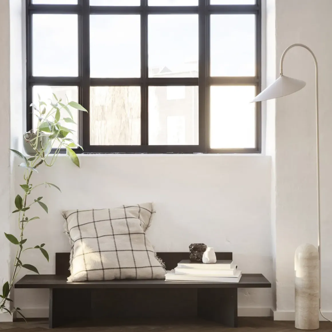 Lampadaire Arum H 136 cm - Cashmere