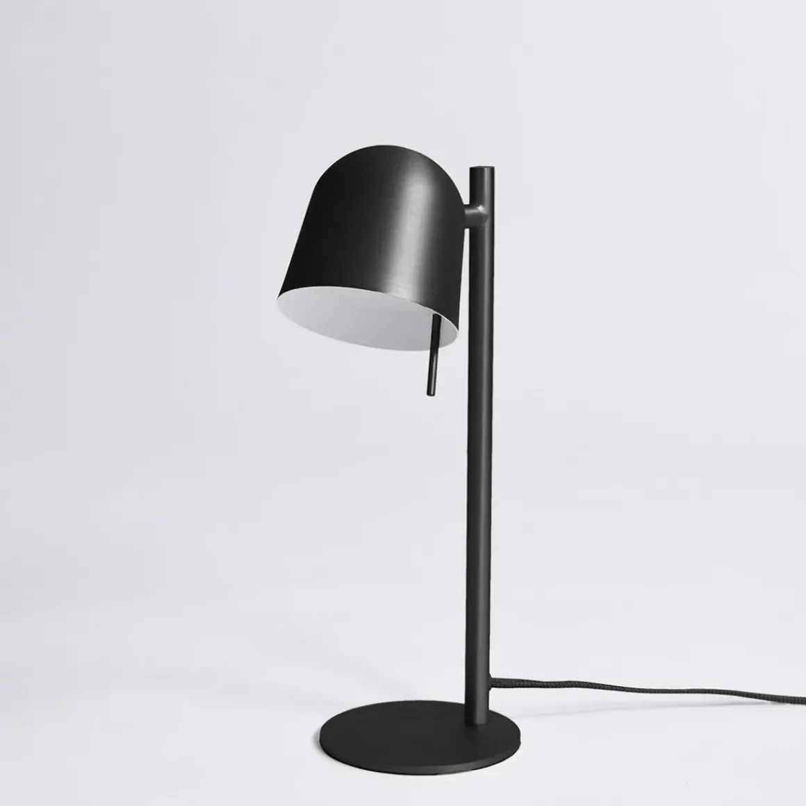 Lampe de Table Ho en Acier Peint - 43 x 20 x 15 cm - Laiton