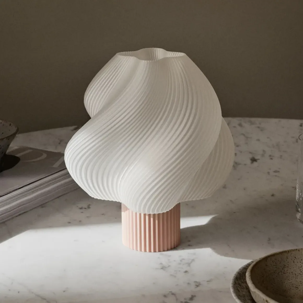 Lampe Soft Serve Portable - Wild Strawberry