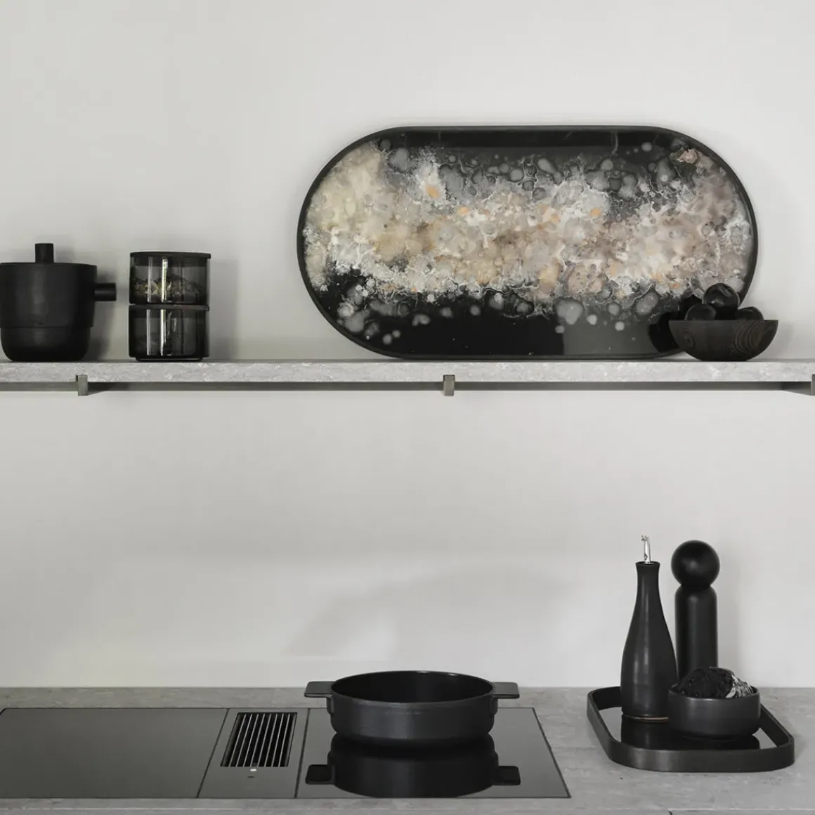 Plateau ovale en verre Black Organic