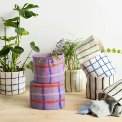 Pot de fleurs en laine - Rayures Noires