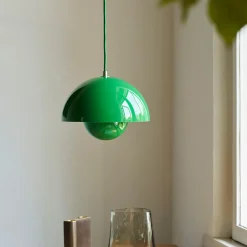 Suspension Flowerpot VP1 - Signal Green