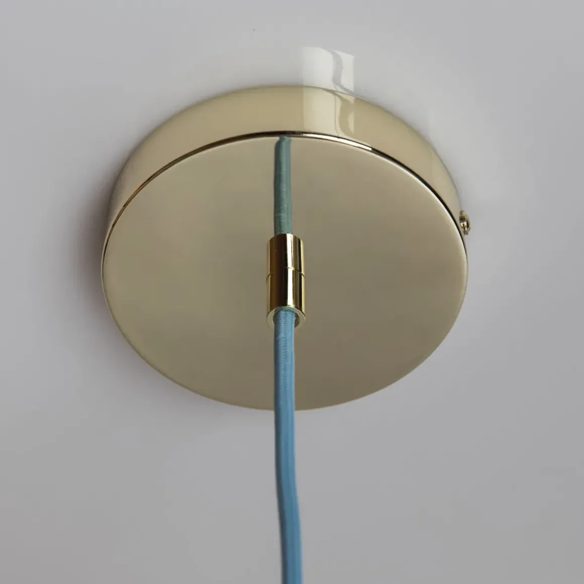 Suspension Soft Serve 02 - Brass