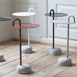 Table d'appoint Bowler en acier et granit - Rouge