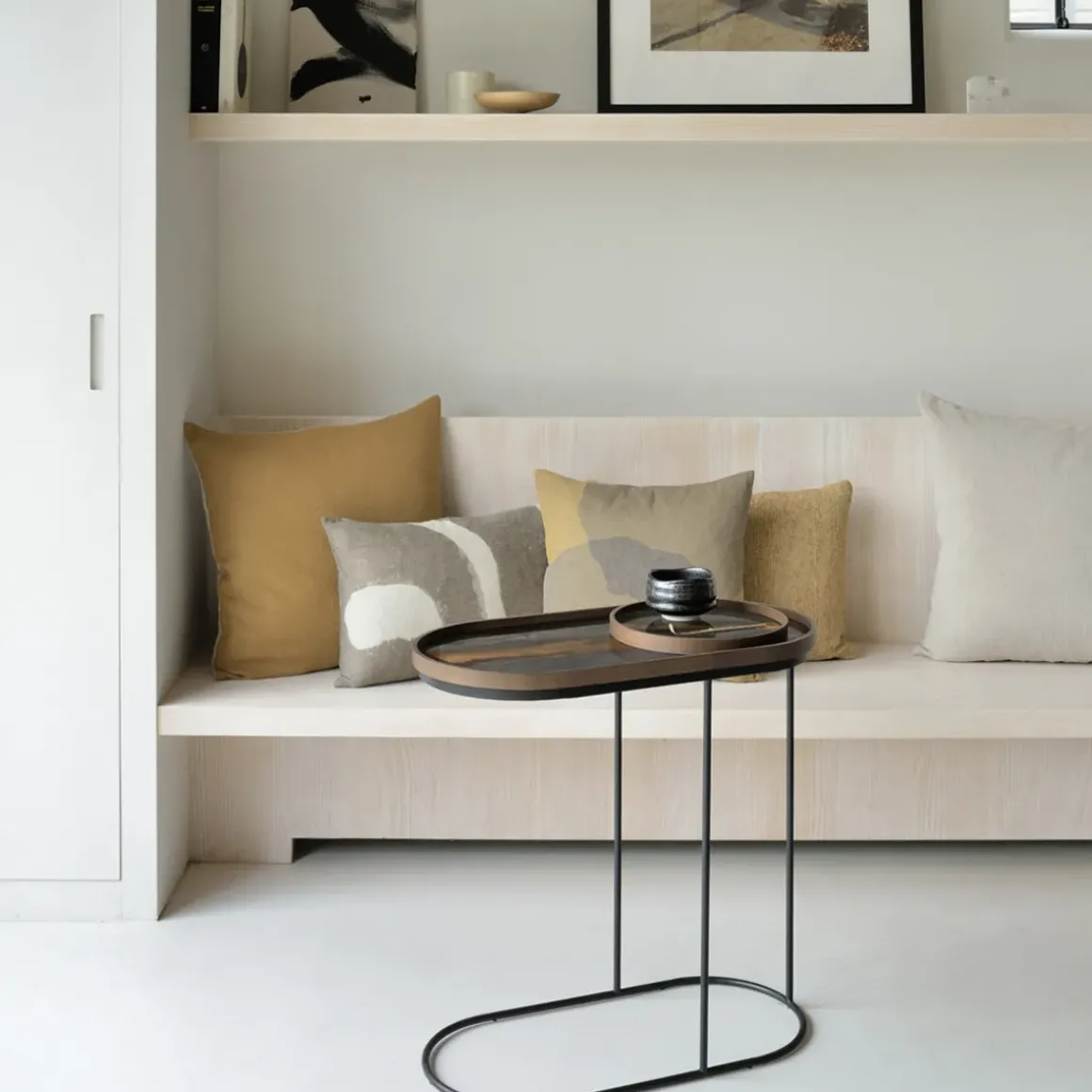 Table à plateau Oblong en métal et bois - L 69 cm