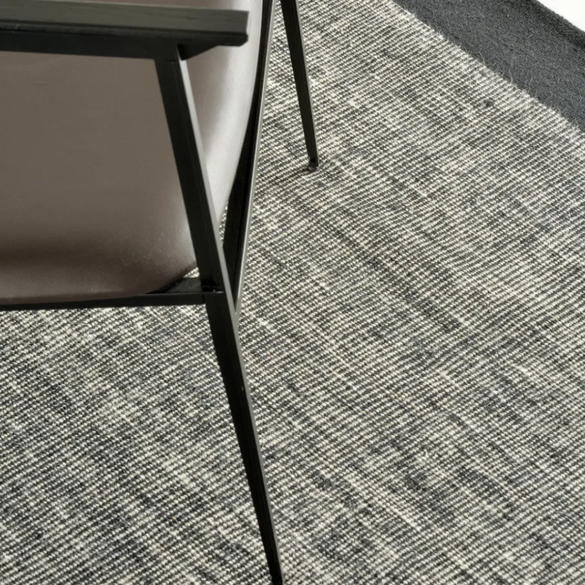 Tapis Kilim 100% pur Laine - 170 x 240 cm - Black dots